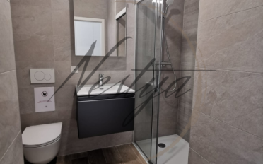 Apartment 4 rooms - image - 5