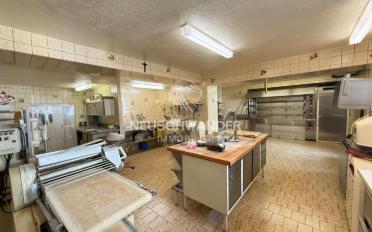 Immeuble mixte - image - 11