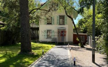 Single house 8 rooms - image - 1