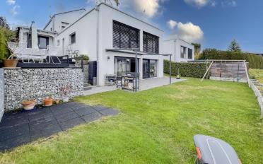 Einfamilienhaus 5.5 Zimmer - image - 1