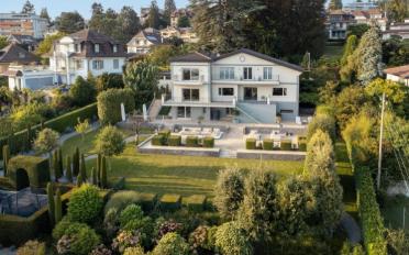 Villa 11 pièces - image - 1