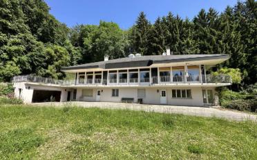 Villa - image - 2