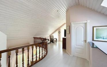 Villa 8.5 pièces - image - 13