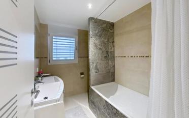 Villa 9 pièces - image - 8