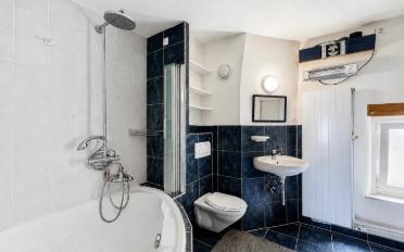 Apartment 7.5 rooms - image - 12