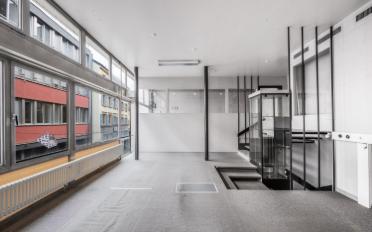 Commercial - image - 8