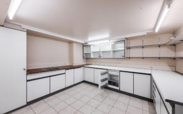 Commercial - image - 9