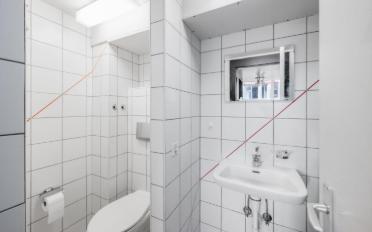 Commercial - image - 10