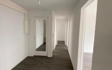 Apartment 4 rooms - image - 7