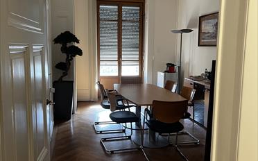 Bureau - image - 4