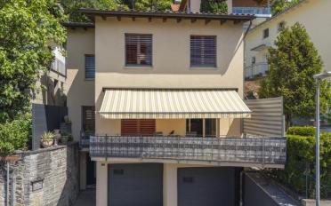 Einfamilienhaus 4.5 Zimmer - image - 1