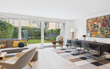 Bifamiliar house - image - 1