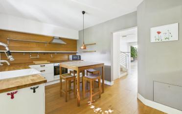 Bifamiliar house - image - 2