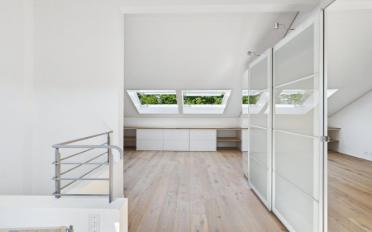 Bifamiliar house - image - 9