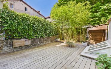 Bifamiliar house - image - 14