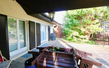 Villa - image - 3