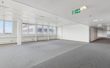 Office 18 rooms - image - 4
