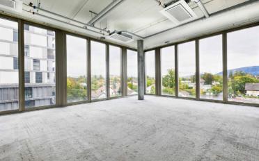 Office - image - 4