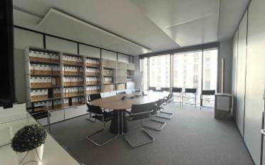 Office - image - 11