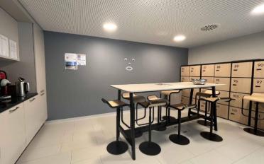 Office - image - 10