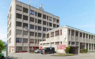 Commercial - image - 5