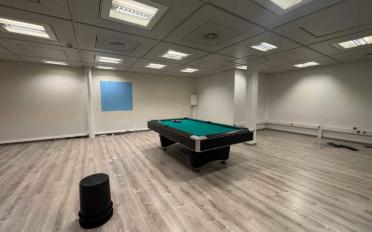 Office - image - 8