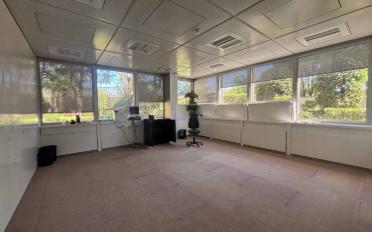 Office - image - 11