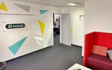 Bureau 7.5 pièces - image - 1