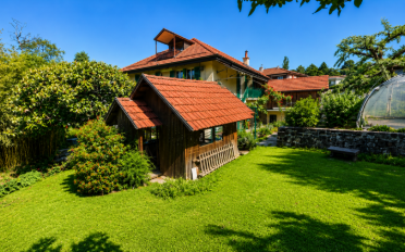 Villa 10.5 pièces - image - 1