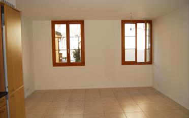 Residential building 20.5 rooms - image - 9