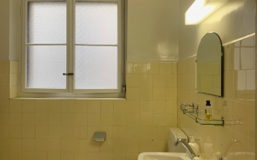 Office - image - 9