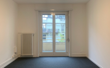 Office - image - 2