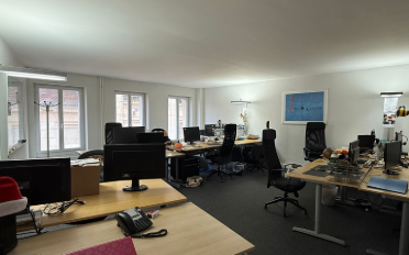 Commercial - image - 6