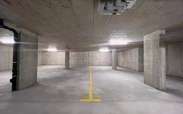 offener Parkplatz - image - 3