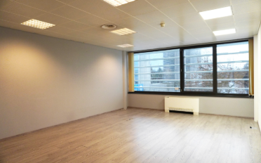 Office - image - 5