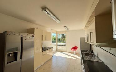 Attic flat 5.5 rooms - image - 11