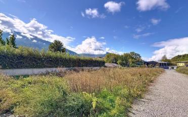 Building land - image - 2