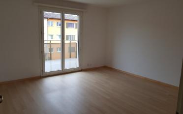 Apartment 4 rooms - image - 2