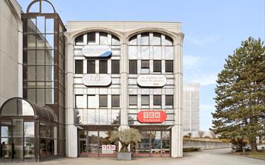 Office - image - 4