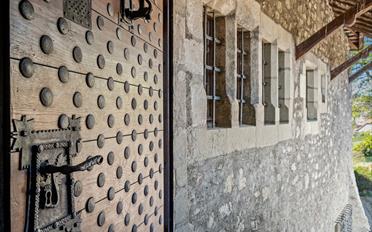 Castle 12.5 rooms - image - 9