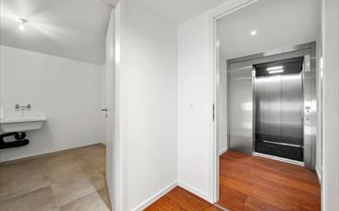 Maison 8.5 pièces - image - 12