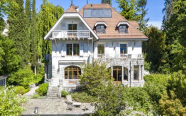 Einfamilienhaus 10.5 Zimmer - image - 1