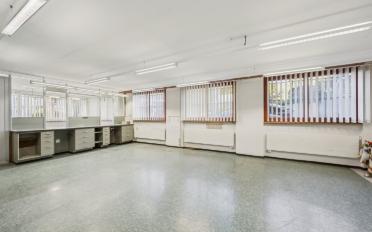 Office - image - 9