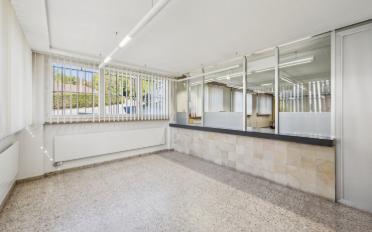 Office - image - 8