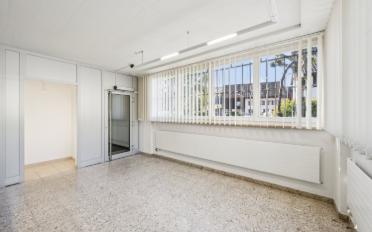 Office - image - 7