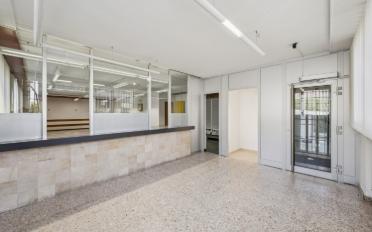 Office - image - 10