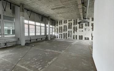 Office - image - 4