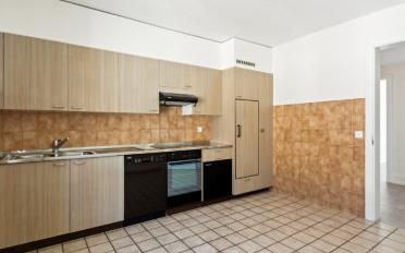 Apartment 4 rooms - image - 7