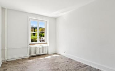 Apartment 4 rooms - image - 3