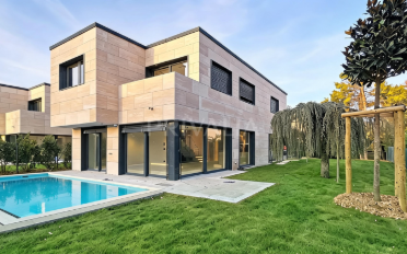 Row house 7 rooms - image - 1